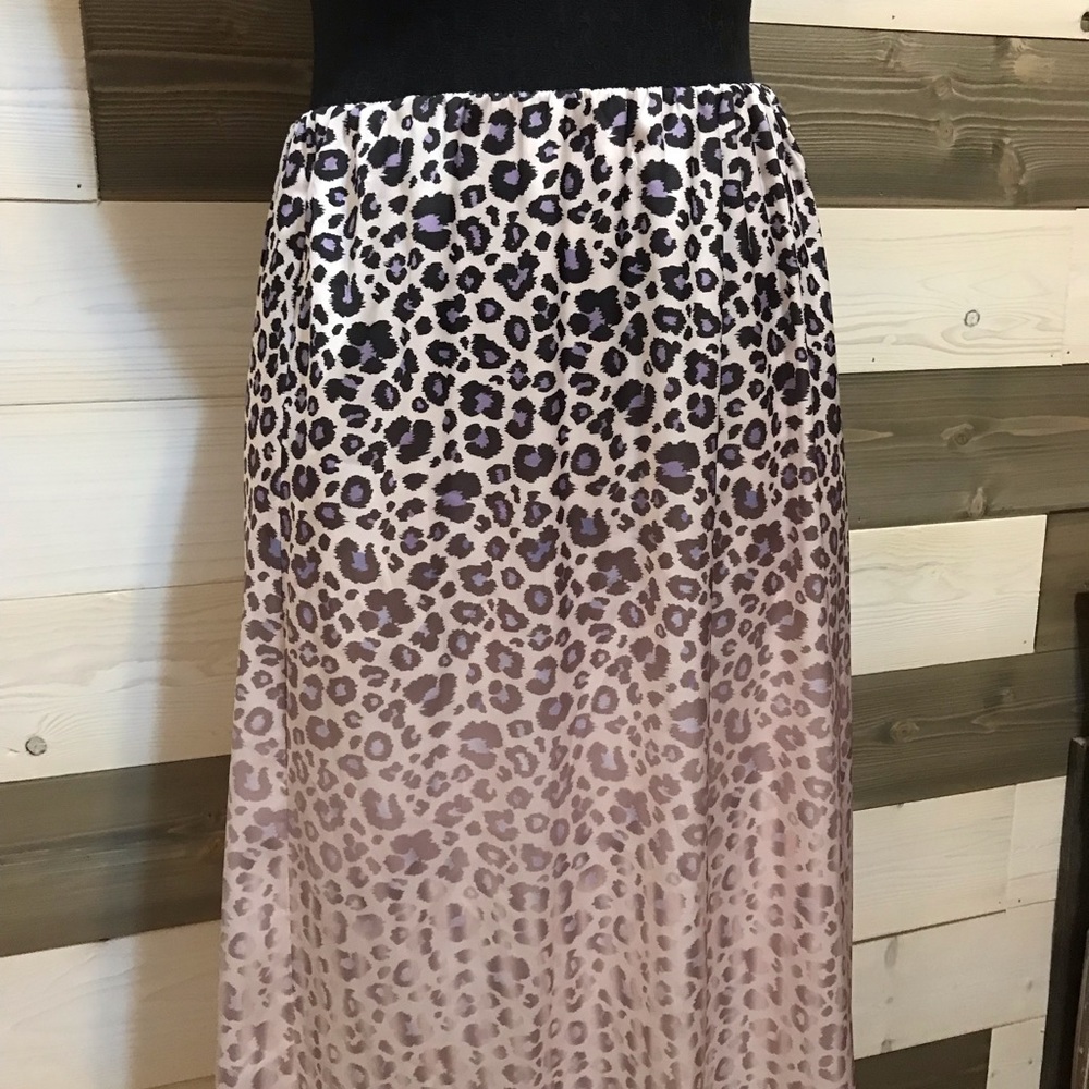 WD•NY ⚜️ Satin Feel Hombre Leopard Skirt Midi Skirt